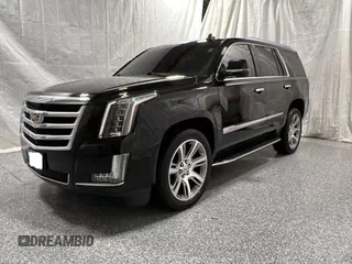 2018 Cadillac Escalade Luxury z VIN 1GYS4BKJ6JR263776, wystawiony jako Copart lot #60558995 z przebiegiem 106 061 mil mil oraz Czysty tytuł • Clean title. Historia ofert i sprzedaży dostępna na DreamBid. Obrazek 2.
