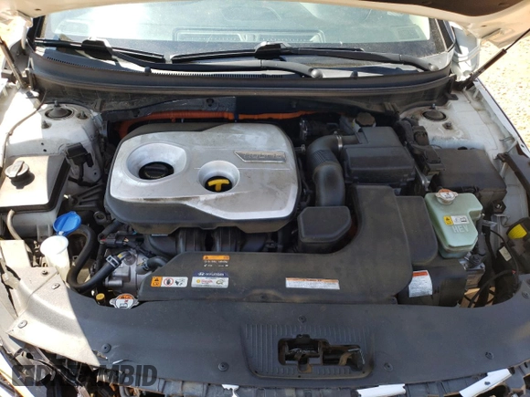2016 Hyundai Sonata Hybrid Limited with VIN KMHE34L16GA018026, listed as a Copart auction lot 65356313 with 83,016 mi miles. Bid and sale history available at carsss.com. Image 12.