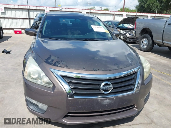 2013 Nissan Altima SL with VIN 1N4AL3AP0DN444437, listed as a IAAI auction lot 42703532 with 195,298 mi miles and . Bid and sale history available at DreamBid. Image 13.