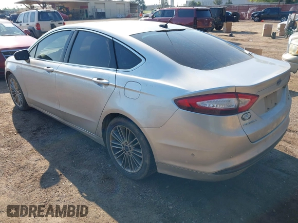 2014 Ford Fusion SE with VIN 3FA6P0HD9ER231067, listed as a IAAI auction lot 41946109 with 265,233 mi miles. Bid and sale history available at carsss.com. Image 3.