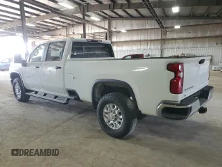 2021 Chevrolet Silverado 3500HD Work Truck with VIN 1GC4YSEY9MF105823, listed as a Copart auction lot 71548034 with 94,710 mi miles and Salvage Title. Bid and sale history available at carsss.com. Image 2.