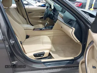2013 BMW 3 Series 328i xDrive z VIN WBA3B3C58DF537652, wystawiony jako IAAI lot #42152597 z przebiegiem 132 091 mil mil oraz . Historia ofert i sprzedaży dostępna na DreamBid. Obrazek 5.