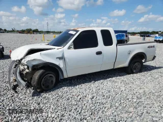 2003 Ford F-150 XL z VIN 2FTRX18WX3CA73133, wystawiony jako Copart lot #58734795 z przebiegiem 197 519 mil mil oraz Szkoda całkowita • Salvage title. Historia ofert i sprzedaży dostępna na DreamBid. Obrazek 1.