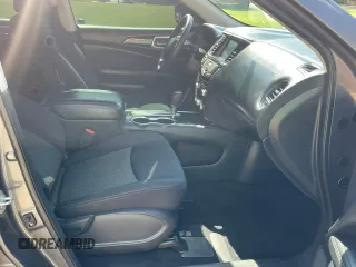 2019 Nissan Pathfinder SL z VIN 5N1DR2MN3KC597635, wystawiony jako Copart lot #64610865 z przebiegiem 106 772 mil mil oraz Czysty tytuł • Clean title. Historia ofert i sprzedaży dostępna na DreamBid. Obrazek 5.