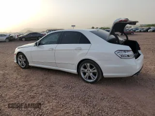 2013 Mercedes-Benz E 350 Luxury z VIN WDDHF5KB4DA721716, wystawiony jako Copart lot #58813455 z przebiegiem 48 933 mil mil oraz Szkoda całkowita • Salvage title. Historia ofert i sprzedaży dostępna na DreamBid. Obrazek 2.