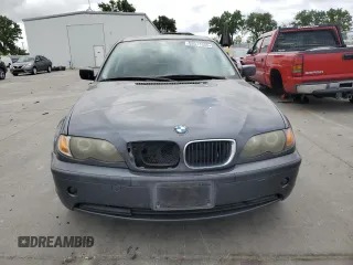 2002 BMW 3 Series 325i with VIN WBAET37442NJ19955, listed as a Copart auction lot 53573355 with 177,267 mi miles and Clean Title. Bid and sale history available at carsss.com. Image 5.
