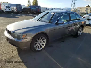 2002 BMW 7 Series 745i with VIN WBAGL63462DP57016, listed as a Copart auction lot 81025594 with 121,870 mi miles and Salvage Title. Bid and sale history available at DreamBid. Image 1.