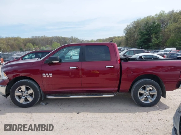 2017 Ram 1500 Big Horn z VIN 1C6RR7LG3HS641326, wystawiony jako IAAI lot #42213299 z przebiegiem 117 824 mil mil oraz . Historia ofert i sprzedaży dostępna na DreamBid. Obrazek 14.