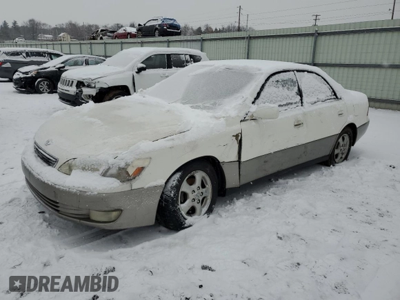 1997 Lexus ES 300 Luxury Sport Sdn with VIN JT8BF22G4V0025129, listed as a Copart auction lot 85422304 with 271,765 mi miles and Salvage Title. Bid and sale history available at carsss.com. Image 1.