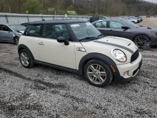 2012 MINI Hardtop S with VIN WMWSV3C53CTY27834, listed as a Copart auction lot 52616845 with 66,919 mi miles and Salvage Title. Bid and sale history available at DreamBid. Image 4.