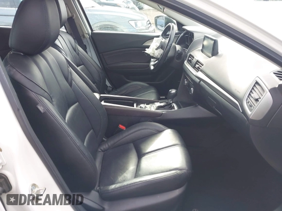 2018 Mazda 3 Touring with VIN 3MZBN1L31JM225108, listed as a IAAI auction lot 41959304 with 74,933 mi miles. Bid and sale history available at carsss.com. Image 5.