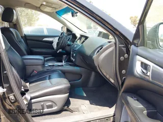 2018 Nissan Pathfinder SL z VIN 5N1DR2MN9JC620172, wystawiony jako IAAI lot #42095426 z przebiegiem 127 609 mil mil oraz . Historia ofert i sprzedaży dostępna na DreamBid. Obrazek 5.