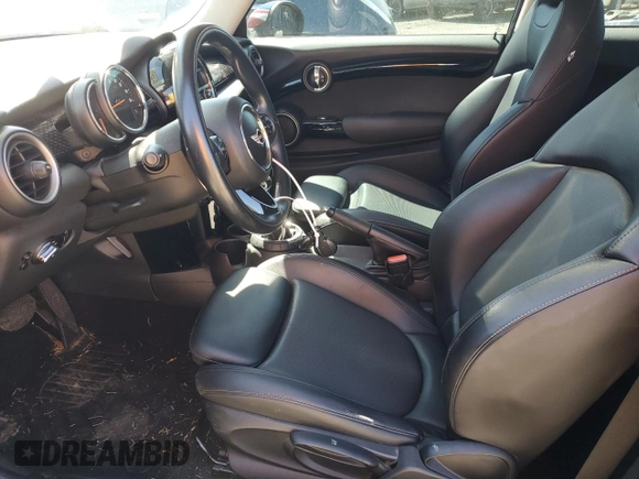 2014 MINI Hardtop S with VIN WMWXM7C51ET926090, listed as a Copart auction lot 55958745 with 148,997 mi miles and Salvage title. Bid and sale history available at DreamBid. Image 7.