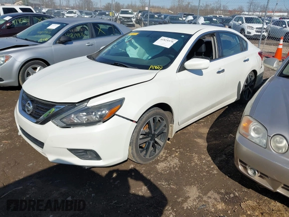 2018 Nissan Altima SR with VIN 1N4AL3AP6JC143033, listed as a IAAI auction lot 41829376 with Not Provided miles and . Bid and sale history available at carsss.com. Image 18.