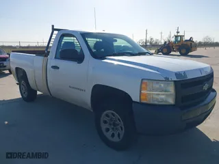 2007 Chevrolet Silverado 1500 LT w/1LT with VIN 1GCEC140X7Z619689, listed as a IAAI auction lot 41232412 with 151,768 mi miles. Bid and sale history available at carsss.com. Image 1.