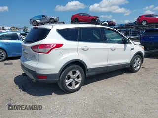 2014 Ford Escape SE with VIN 1FMCU0G93EUD22536, listed as a IAAI auction lot 42045733 with 145,983 mi miles. Bid and sale history available at carsss.com. Image 4.