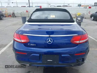 2018 Mercedes-Benz C 300 with VIN WDDWK4JB9JF643978, listed as a IAAI auction lot 41896576 with 59,443 mi miles and . Bid and sale history available at DreamBid. Image 17.