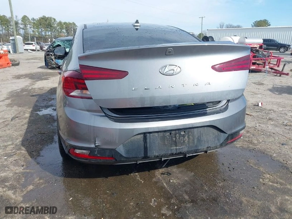 2019 Hyundai Elantra SEL with VIN 5NPD84LF0KH420557, listed as a IAAI auction lot 41450690 with 143,511 mi miles. Bid and sale history available at carsss.com. Image 6.