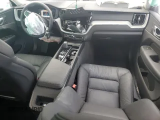 2025 Volvo XC60 Plus с VIN YV4M12RC1S1091670, выставлен на аукционе Copart как лот 47518085 с пробегом 3 972 миль миль и Списание • Salvage title. История ставок и продаж доступна на DreamBid. Изображение 8.