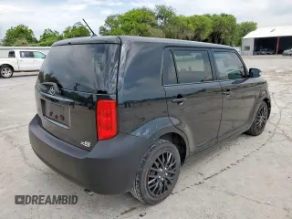 2010 Scion xB z VIN JTLZE4FE9A1101167, wystawiony jako Copart lot #57123995 z przebiegiem 201 175 mil mil oraz Szkoda całkowita • Salvage title. Historia ofert i sprzedaży dostępna na DreamBid. Obrazek 3.