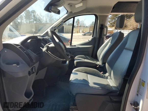 2016 Ford Transit Cargo z VIN 1FTYR1ZM3GKA64620, wystawiony jako Copart lot #44920645 z przebiegiem 132 952 mil mil oraz Szkoda całkowita • Salvage title. Historia ofert i sprzedaży dostępna na DreamBid. Obrazek 7.