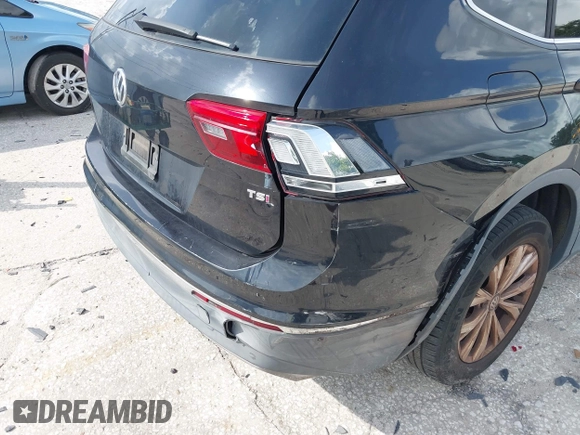 2018 Volkswagen Tiguan SEL с VIN 3VV3B7AX0JM178597, выставлен на аукционе IAAI как лот 42736122 с пробегом 44 879 миль миль и . История ставок и продаж доступна на DreamBid. Изображение 6.