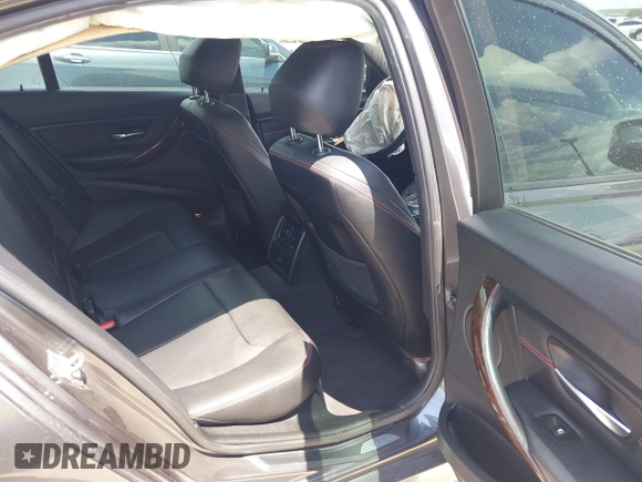 2015 BMW 3 Series 328i с VIN WBA3A5G5XFNS88465, выставлен на аукционе IAAI как лот 42676570 с пробегом 125 139 миль миль и . История ставок и продаж доступна на DreamBid. Изображение 8.
