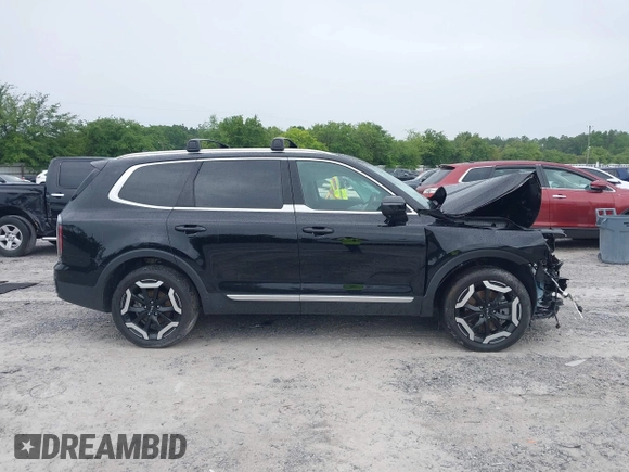 2023 Kia Telluride EX with VIN 5XYP34GC9PG339972, listed as a IAAI auction lot 42212326 with 41,083 mi miles and . Bid and sale history available at DreamBid. Image 13.