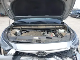 2022 Toyota Highlander XLE z VIN 5TDGZRAH8NS090208, wystawiony jako IAAI lot #41711763 z przebiegiem 64 843 mil mil oraz . Historia ofert i sprzedaży dostępna na DreamBid. Obrazek 10.