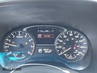 2014 Nissan Pathfinder S with VIN 5N1AR2MM3EC727461, listed as a IAAI auction lot 42038757 with 125,341 mi miles. Bid and sale history available at carsss.com. Image 7.