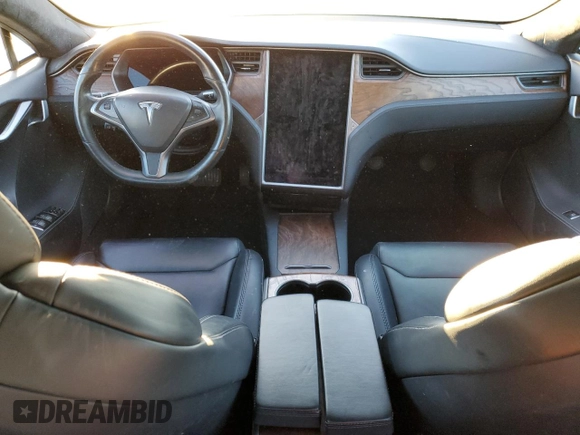 2019 Tesla Model S 75D with VIN 5YJSA1E23KF330239, listed as a Copart auction lot 86737544 with Not provided miles and Salvage title. Bid and sale history available at DreamBid. Image 8.