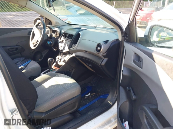 2015 Chevrolet Sonic LS with VIN 1G1JA6SG8F4131976, listed as a IAAI auction lot 42552157 with 99,575 mi miles and . Bid and sale history available at DreamBid. Image 5.