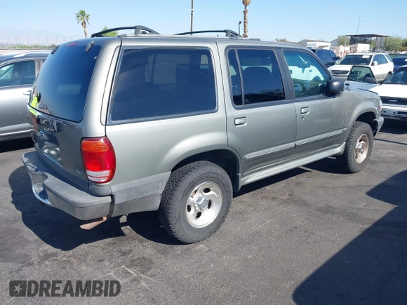 2001 Ford Explorer XLT with VIN 1FMZU73E71ZA54223, listed as a IAAI auction lot 42430186 with 207,658 mi miles and . Bid and sale history available at DreamBid. Image 4.