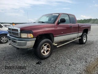 2001 Dodge 1500 z VIN 3B7HF13Z81G174610, wystawiony jako Copart lot #56548735 z przebiegiem 171 114 mil mil oraz Czysty tytuł • Clean title. Historia ofert i sprzedaży dostępna na DreamBid. Obrazek 1.
