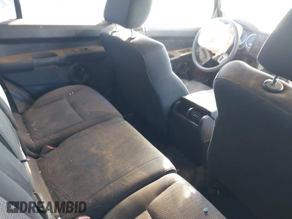 2008 Jeep Commander Sport with VIN 1J8HH48K88C230817, listed as a IAAI auction lot 41263817 with 131,178 mi miles and . Bid and sale history available at DreamBid. Image 8.