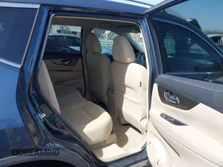 2015 Nissan Rogue SL with VIN 5N1AT2MV3FC759340, listed as a IAAI auction lot 41730322 with 61,561 mi miles and . Bid and sale history available at carsss.com. Image 8.