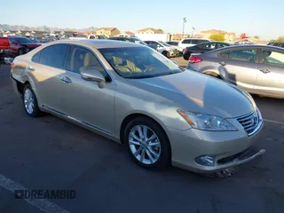 2012 Lexus ES 330 z VIN JTHBK1EGXC2505680, wystawiony jako IAAI lot #42109965 z przebiegiem 109 058 mil mil oraz . Historia ofert i sprzedaży dostępna na DreamBid. Obrazek 1.