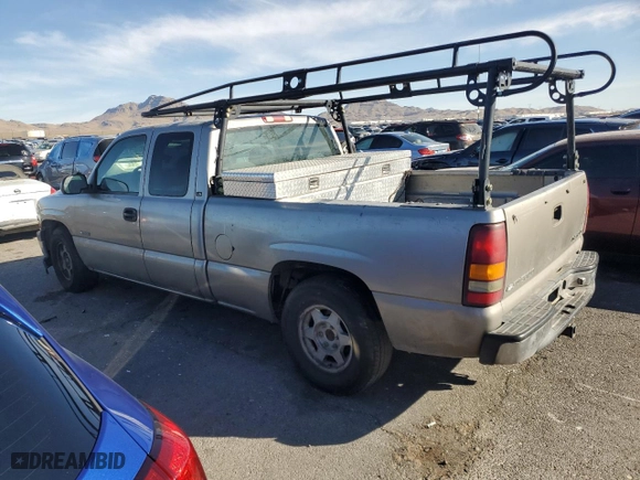 2001 Chevrolet Silverado 1500 LT with VIN 2GCEC19TX11134214, listed as a Copart auction lot 47254595 with 249,650 mi miles and Salvage Title. Bid and sale history available at carsss.com. Image 2.