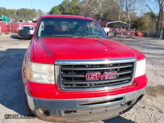 2011 GMC Sierra 1500 SLE with VIN 3GTP1VE06BG204611, listed as a IAAI auction lot 41670993 with 269,820 mi miles. Bid and sale history available at carsss.com. Image 12.