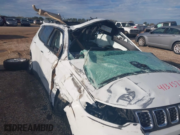 2024 Jeep Compass Latitude Lux with VIN 3C4NJDFN3RT143876, listed as a IAAI auction lot 41315773 with Not provided miles and . Bid and sale history available at DreamBid. Image 6.