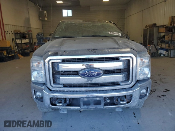 2013 Ford F-250 XL with VIN 1FT7X2B61DEA97774, listed as a Copart auction lot 87680145 with 190,135 mi miles and Salvage Title. Bid and sale history available at DreamBid. Image 5.