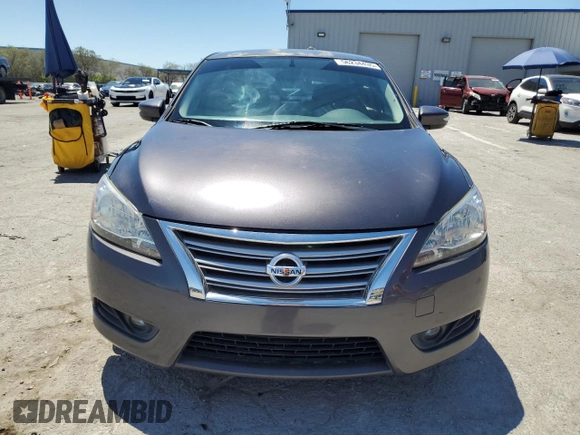 2014 Nissan Sentra SV z VIN 3N1AB7AP5EY295955, wystawiony jako Copart lot #56234435 z przebiegiem 168 466 mil mil oraz Szkoda całkowita • Salvage title. Historia ofert i sprzedaży dostępna na DreamBid. Obrazek 5.