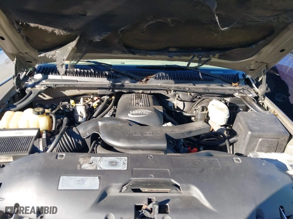 2003 Chevrolet Tahoe LS with VIN 1GNEC13Z03J145204, listed as a IAAI auction lot 41355337 with 245,498 mi miles. Bid and sale history available at carsss.com. Image 10.