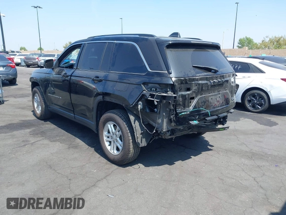 2022 Jeep Grand Cherokee Laredo with VIN 1C4RJHAG2N8595697, listed as a IAAI auction lot 42349561 with 39,073 mi miles and . Bid and sale history available at DreamBid. Image 3.