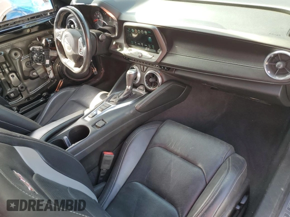 2018 Chevrolet Camaro 2SS with VIN 1G1FH1R76J0132649, listed as a Copart auction lot 55040715 with 86,058 mi miles and Salvage title. Bid and sale history available at DreamBid. Image 8.