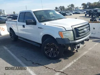 2010 Ford F-150 XL with VIN 1FTEX1CW7AFC11685, listed as a IAAI auction lot 41614150 with 237,226 mi miles. Bid and sale history available at carsss.com. Image 1.