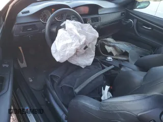 2008 BMW 3 Series M3 z VIN WBSWD93518PY41735, wystawiony jako Copart lot #42456645 z przebiegiem 36 437 mil mil oraz Szkoda całkowita • Salvage title. Historia ofert i sprzedaży dostępna na DreamBid. Obrazek 8.