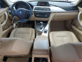 2012 BMW 3 Series 328i z VIN WBA3A5G51CNP15687, wystawiony jako Copart lot #65285755 z przebiegiem 189 490 mil mil oraz Czysty tytuł • Clean title. Historia ofert i sprzedaży dostępna na DreamBid. Obrazek 8.