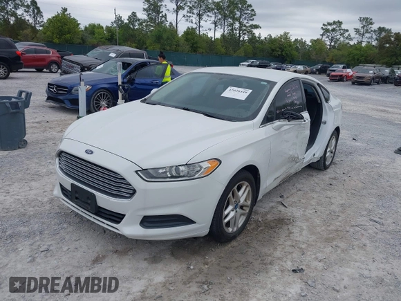 2013 Ford Fusion SE with VIN 3FA6P0HR1DR108678, listed as a IAAI auction lot 42028440 with 105,455 mi miles. Bid and sale history available at carsss.com. Image 2.