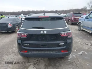 2022 Jeep Compass Latitude with VIN 3C4NJDBB9NT216660, listed as a IAAI auction lot 41505717 with 23,605 mi miles and . Bid and sale history available at DreamBid. Image 16.
